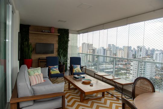 Apartamento para comprar: 3 quartos, closet, academia, mobiliado. — Varanda da Sala