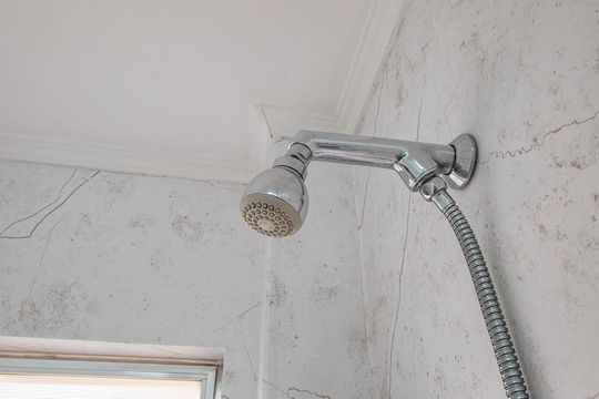 Compra apartamento em Cerqueira César com 3 quartos. — Banheiro Social