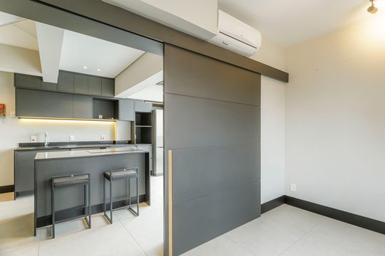 Venda de apartamento mobiliado, 2 quartos, closet e aceita pets. — Suíte 1