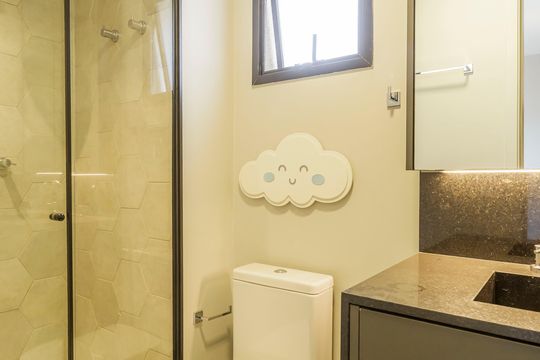 Venda de apartamento mobiliado, 2 quartos, closet e aceita pets. — Banheiro da Suíte 2
