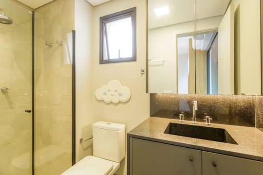 Venda de apartamento mobiliado, 2 quartos, closet e aceita pets. — Banheiro da Suíte 2