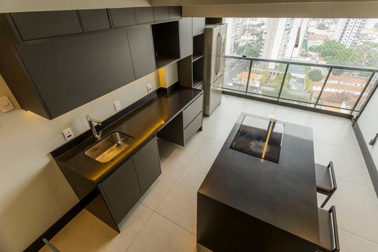 Venda de apartamento mobiliado, 2 quartos, closet e aceita pets. — Cozinha