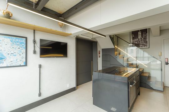 Venda de apartamento mobiliado, 2 quartos, closet e aceita pets. — Cozinha