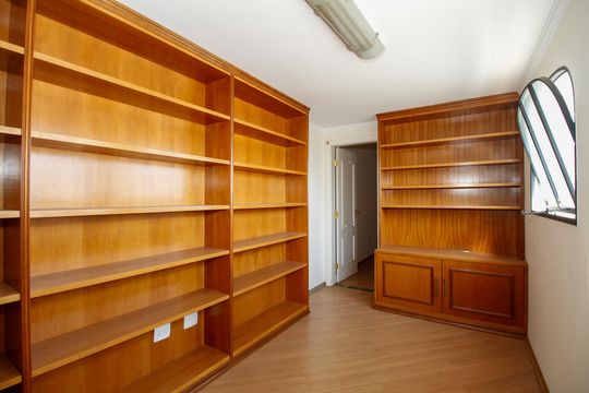 Comprar apartamento no Paraíso: 5 quartos, piscina e churrasqueira no condomínio. — Quarto 3 (Cobertura)