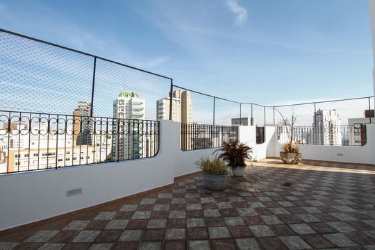 Comprar apartamento no Paraíso: 5 quartos, piscina e churrasqueira no condomínio. — Churrasqueira (Cobertura)