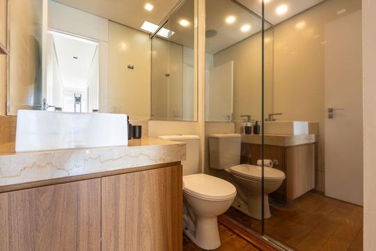 Venda de apartamento mobiliado na Vila Olímpia com 2 quartos e varanda gourmet. — Lavabo