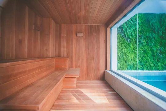 Apartamento mobiliado com 3 quartos, piscina, churrasqueira e varanda na Vila Clementino, para comprar. — Saúna