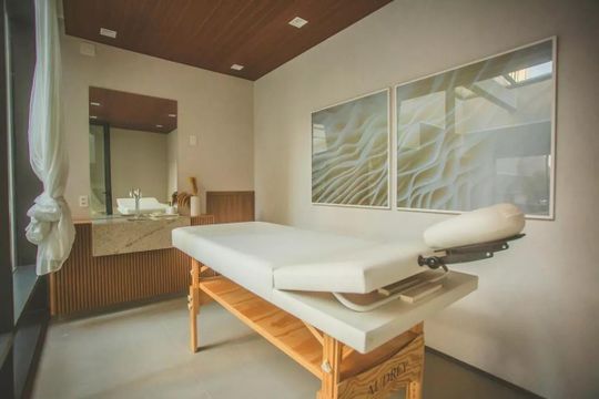 Apartamento mobiliado com 3 quartos, piscina, churrasqueira e varanda na Vila Clementino, para comprar. — Área comum - Sala de Massagem