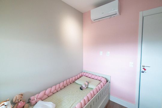 Apartamento mobiliado com 3 quartos, piscina, churrasqueira e varanda na Vila Clementino, para comprar. — Quarto 2