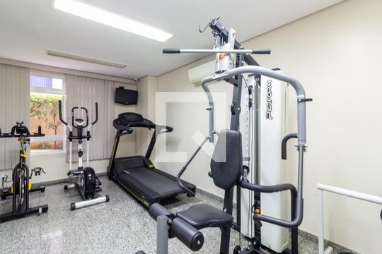 Casa em condomínio para comprar em Indianópolis com 3 suítes e varanda. — Área comum - Academia