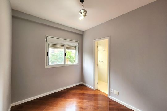 Casa em condomínio para comprar em Indianópolis com 3 suítes e varanda. — Suíte 1