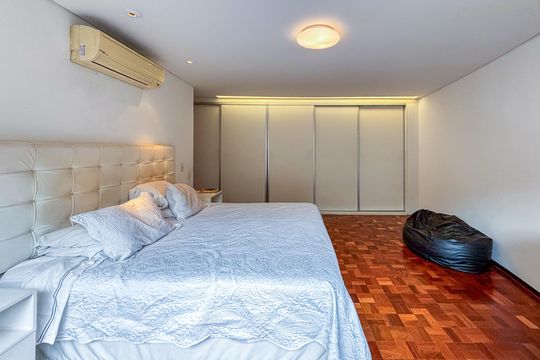 Venda de apartamento com 3 quartos. Oportunidades únicas de venda. — Suíte