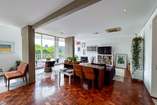 Venda de apartamento com 3 quartos. Oportunidades únicas de venda. — Sala