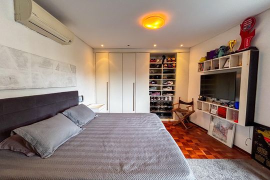 Venda de apartamento com 3 quartos. Oportunidades únicas de venda. — Suíte 2