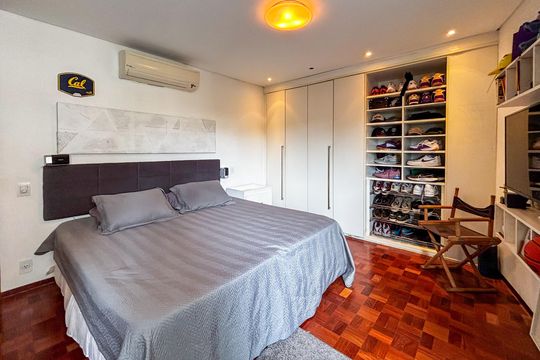 Venda de apartamento com 3 quartos. Oportunidades únicas de venda. — Suíte 2