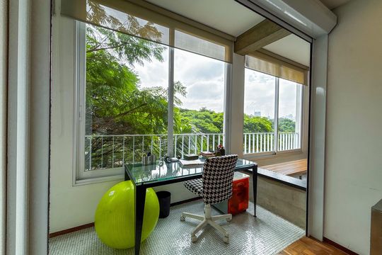 Venda de apartamento com 3 quartos. Oportunidades únicas de venda. — Varanda do Quarto