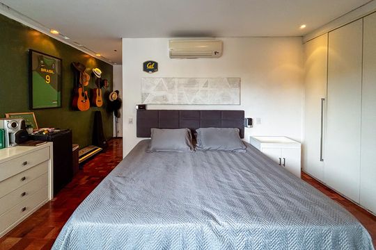 Venda de apartamento com 3 quartos. Oportunidades únicas de venda. — Suíte 2