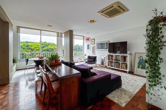 Venda de apartamento com 3 quartos. Oportunidades únicas de venda. — Sala