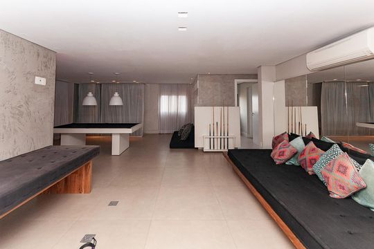 Apartamento mobiliado para comprar com 4 suítes, varanda, closet e garden. — Salão Cobertura
