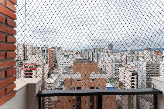 Apartamento mobiliado para comprar com 4 suítes, varanda, closet e garden. — Varanda Suíte 1