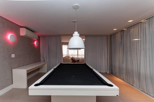 Apartamento mobiliado para comprar com 4 suítes, varanda, closet e garden. — Salão Cobertura