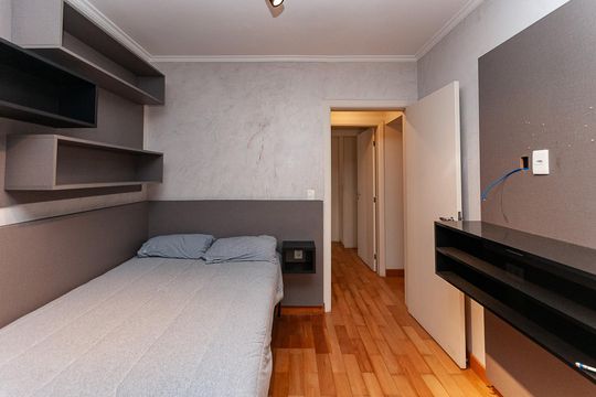 Apartamento mobiliado para comprar com 4 suítes, varanda, closet e garden. — Suíte 2