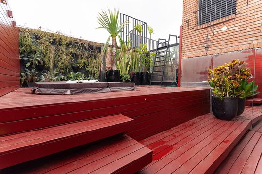 Apartamento mobiliado para comprar com 4 suítes, varanda, closet e garden. — Jacuzzi