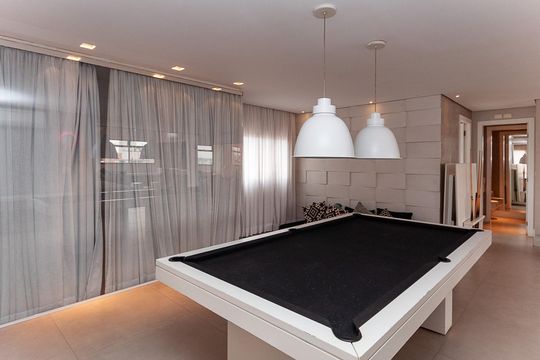 Apartamento mobiliado para comprar com 4 suítes, varanda, closet e garden. — Salão Cobertura