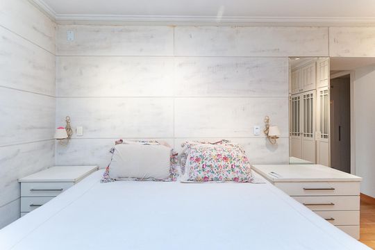 Apartamento mobiliado para comprar com 4 suítes, varanda, closet e garden. — Suíte 1