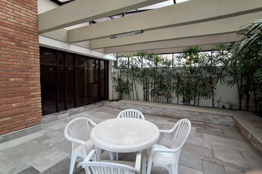 Apartamento mobiliado para comprar com 4 suítes, varanda, closet e garden. — Área Comum - Salão de Festas