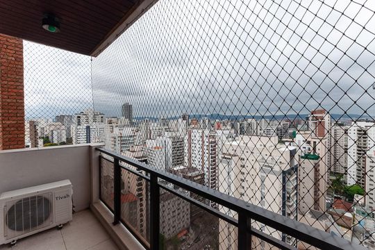 Apartamento mobiliado para comprar com 4 suítes, varanda, closet e garden. — Varanda