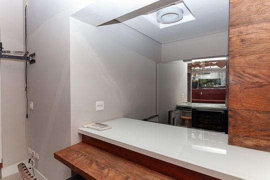 Apartamento mobiliado para comprar com 4 suítes, varanda, closet e garden. — Salão Cobertura - Gourmet