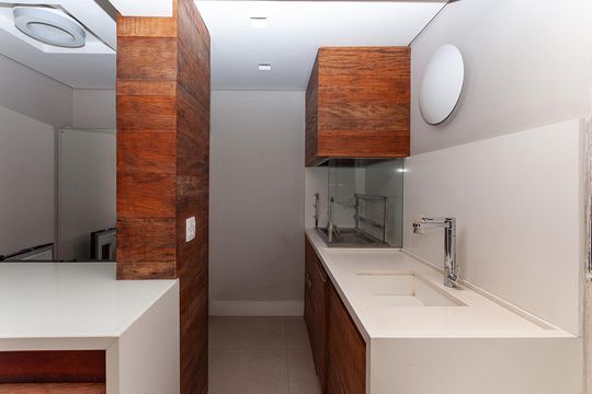 Apartamento mobiliado para comprar com 4 suítes, varanda, closet e garden. — Salão Cobertura