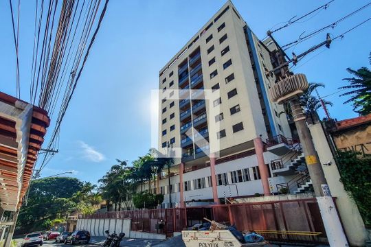 Venda de apartamento mobiliado com 4 quartos, 1 suíte, varanda e churrasqueira no condomínio. — Fachada