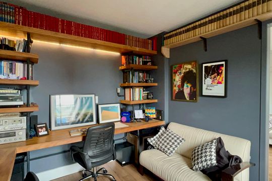 Apartamento na Vila Madalena com 3 quartos, varanda e academia. Ideal para comprar. — Quarto