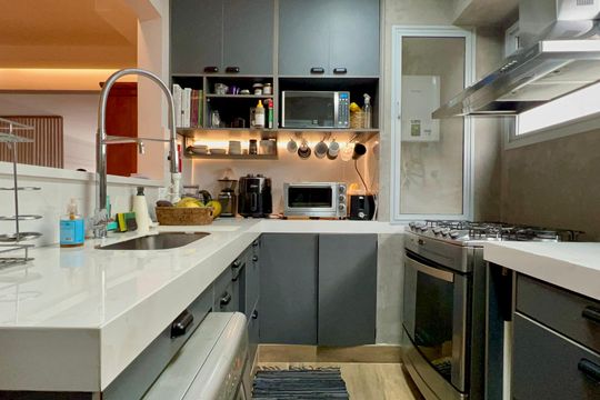 Apartamento na Vila Madalena com 3 quartos, varanda e academia. Ideal para comprar. — Cozinha