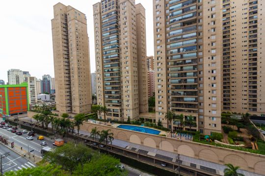 Venda de apartamento no Jardim das Acacias com 2 quartos. — Vista Suíte 2