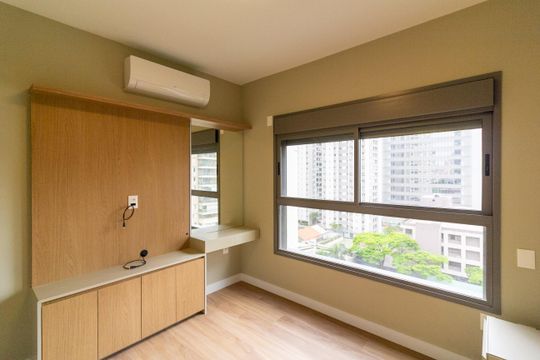 Venda de apartamento no Jardim das Acacias com 2 quartos. — Suíte 1