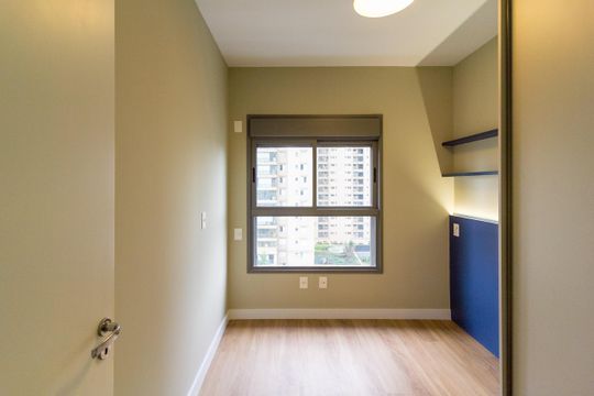 Venda de apartamento no Jardim das Acacias com 2 quartos. — Suíte 2