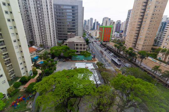Venda de apartamento no Jardim das Acacias com 2 quartos. — Vista Varanda