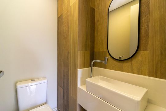Venda de apartamento no Jardim das Acacias com 2 quartos. — Lavabo