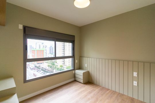 Venda de apartamento no Jardim das Acacias com 2 quartos. — Suíte 1