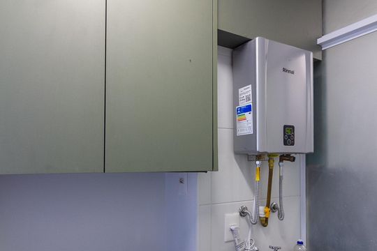 Venda de apartamento no Jardim das Acacias com 2 quartos. — Área de Serviço