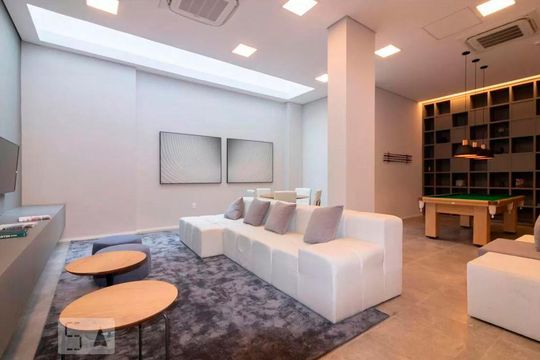 Compra este apartamento com 2 quartos, ideal para pets. — Área comum - Salão de festas