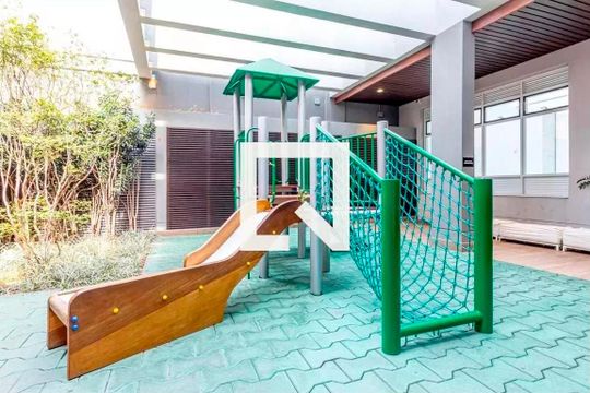 Compra este apartamento com 2 quartos, ideal para pets. — Área comum - Playground