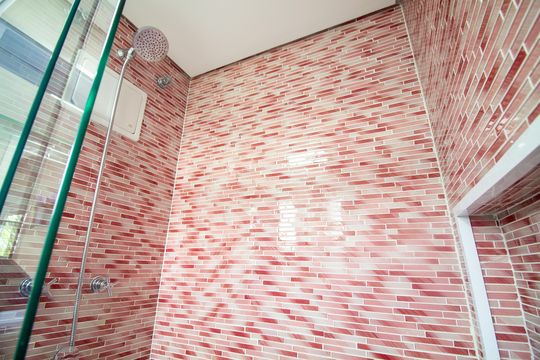 Venda de apartamento no Campo Belo com 3 quartos, piscina e churrasqueira. — Banheiro da Suíte 2