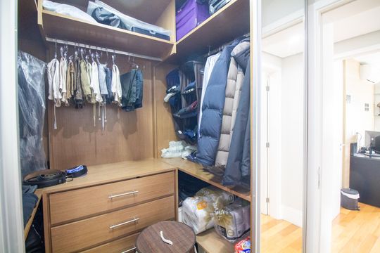 Venda de apartamento no Campo Belo com 3 quartos, piscina e churrasqueira. — Closet da Suíte 3