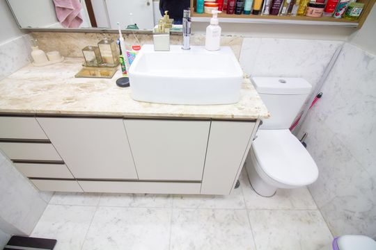 Venda de apartamento no Campo Belo com 3 quartos, piscina e churrasqueira. — Banheiro da Suíte 3