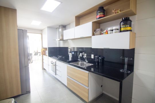 Venda de apartamento no Campo Belo com 3 quartos, piscina e churrasqueira. — Cozinha