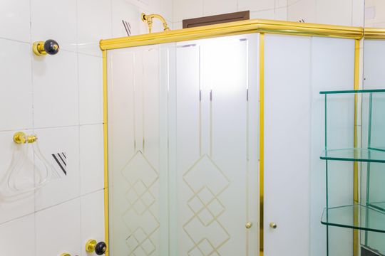Apartamento em Perdizes, 4 quartos, 1 suíte, mobiliado, academia, churrasqueira, piscina. Perfeitopara comprar. — Banheiro